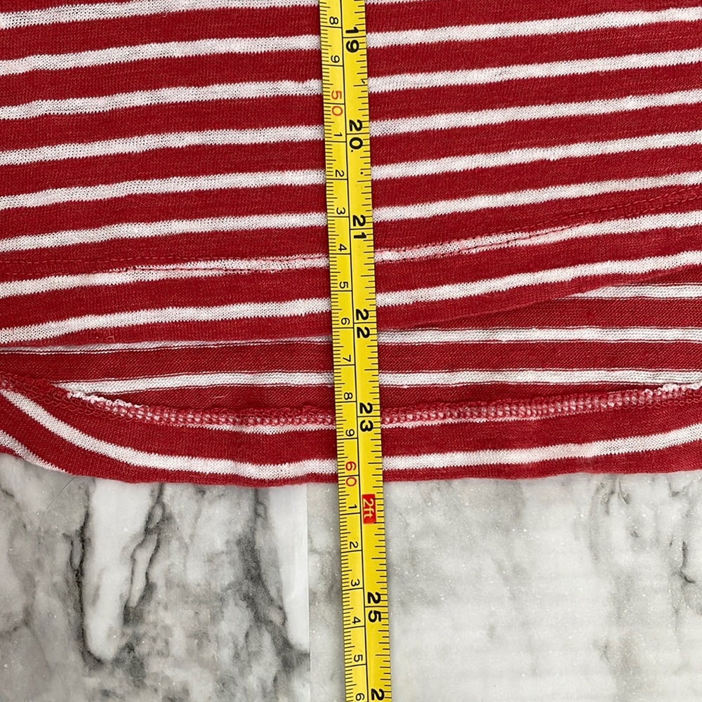 Christian Siriano New York | Women’s large 100% linen Rounded hem striped top - Picture 7 of 8